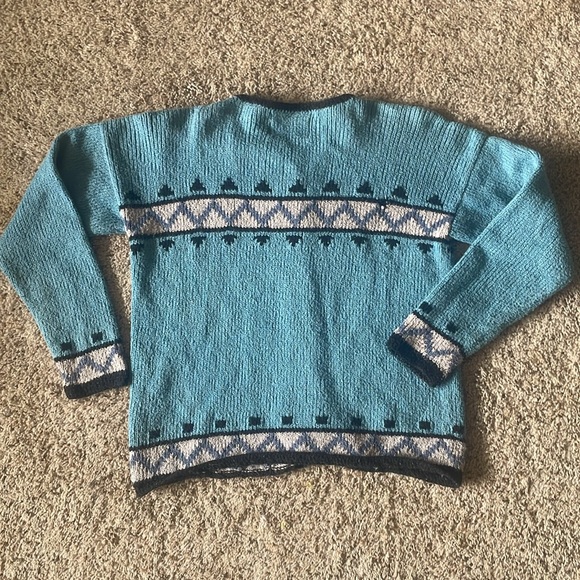 Hand-Loomed in Perú Blue horse button down sweater - Picture 6 of 6